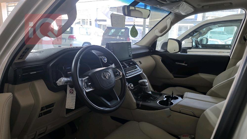 تويوتا لاندكروزر